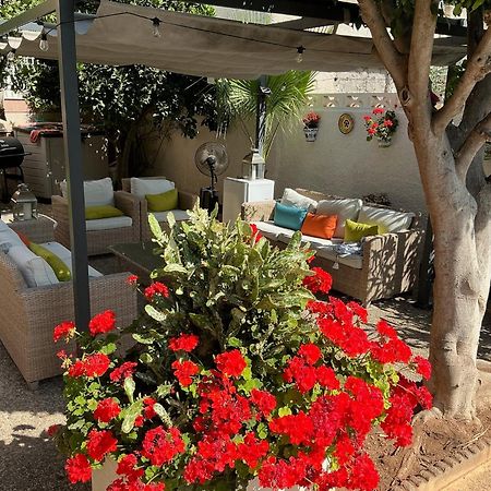 Large Villa Private Pool And Garden Near Beach Roquetas de Mar Extérieur photo